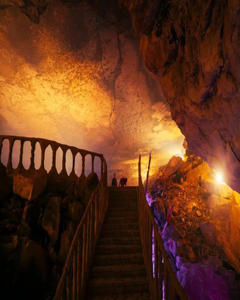 Stires in Sofumer Cave - Heritage Site
